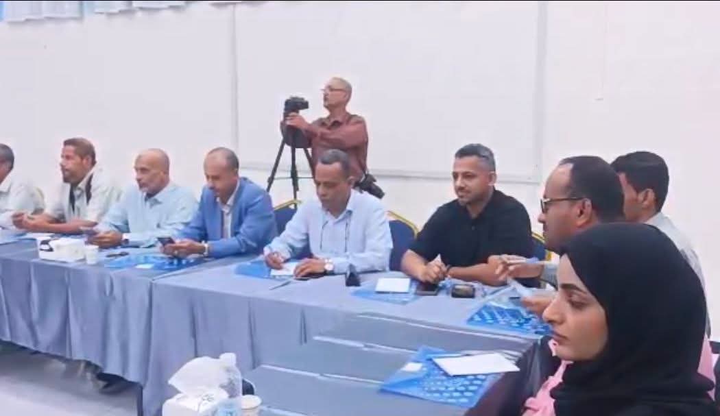 فرع حماية البيئة بالحديدة يشارك في إعداد الخطط التشغيلية والموازنات التقديرية للهيئة